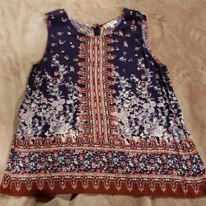 Beautiful ARTISAN NY no sleeve blouse